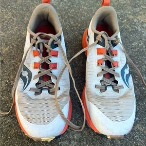 Saucony Peregrine 13 Trail Running Shoes - Women’s Size 8.5